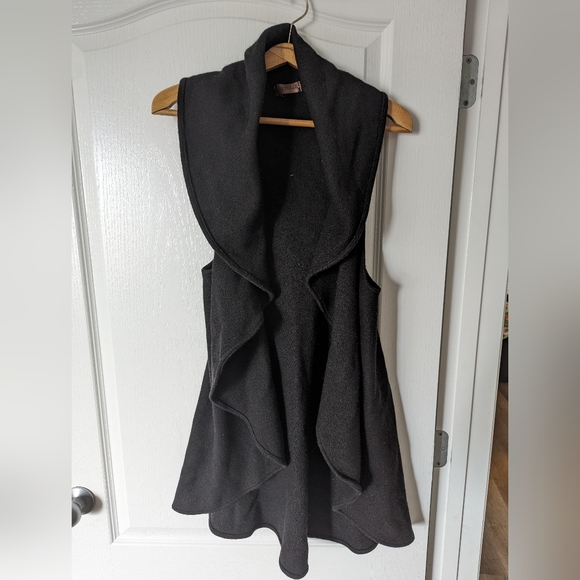 Structured "The Dane" Medium sleeveless Vest EUC. - Picture 1 of 4